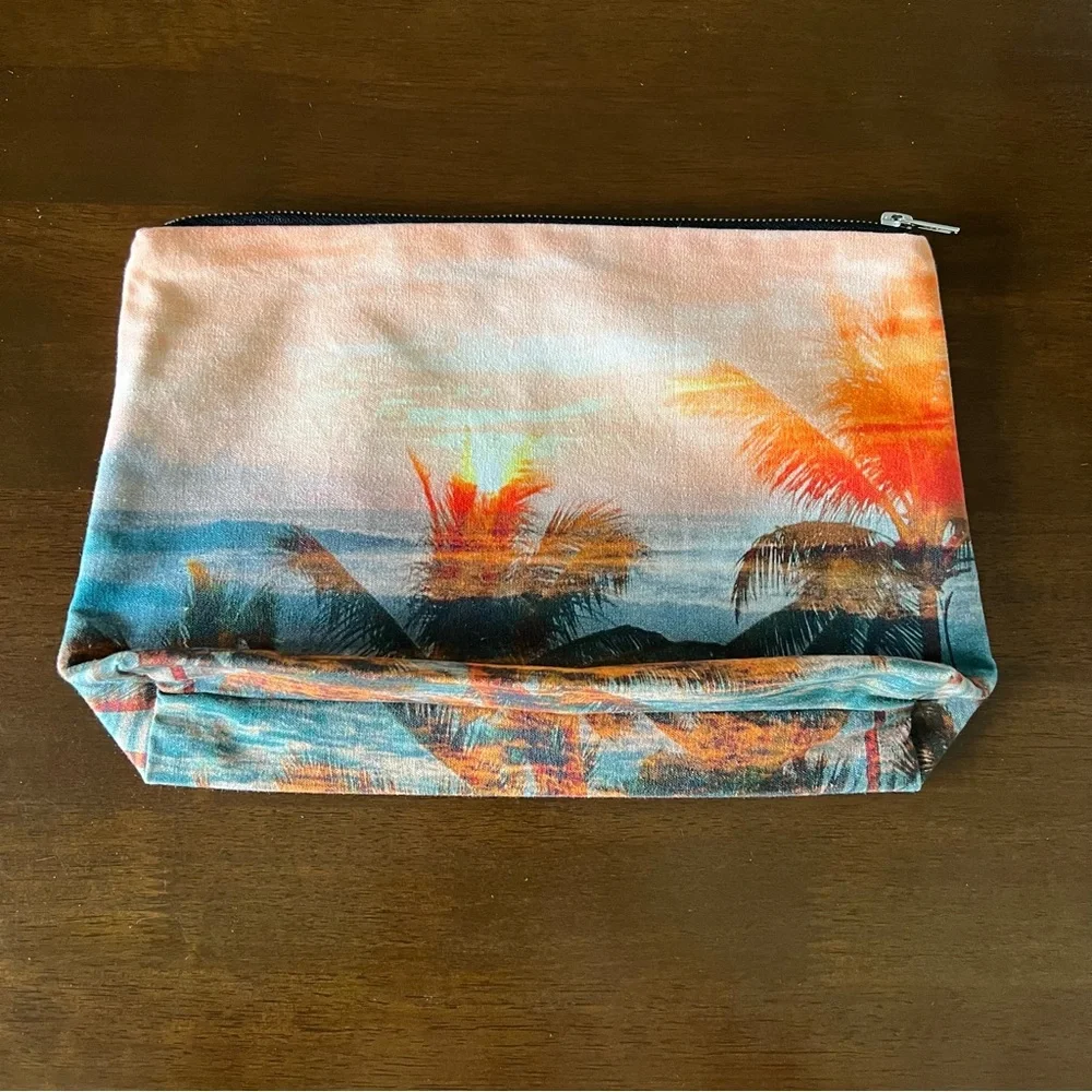 Samudra x Brooklyn Hawaii Pouch - Picture 3 of 4